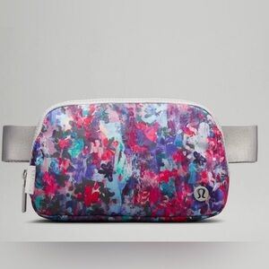 NWT Lululemon Everywhere Belt Bag 1L | Flower Glide Multi